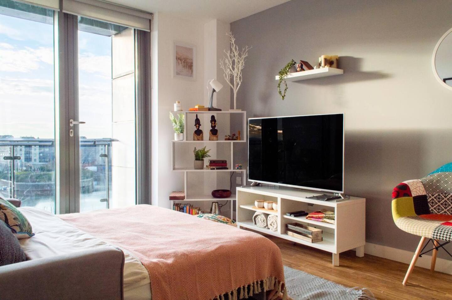 Stunning Mersey View Flat W Parking In Ліверпуль Екстер'єр фото